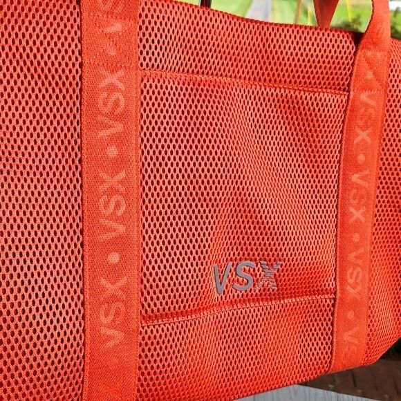 VSX Sports Duffle Bag W Shoe Compartment In Vibrant Mesh Orange NEW MSRP $60 - Picture 14 of 16